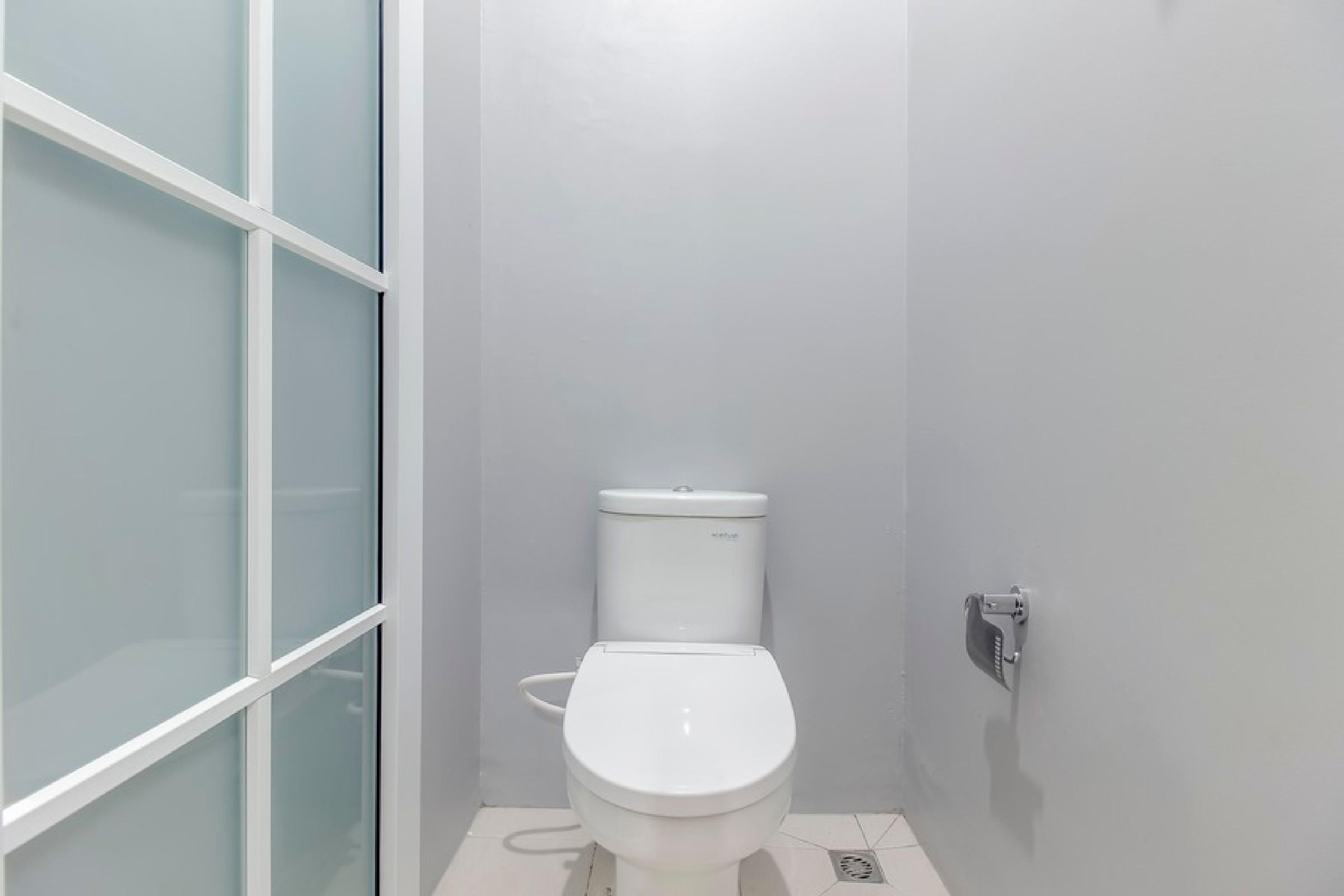 Reddoorz Plus @ Kwitang 2 Джакарта Экстерьер фото